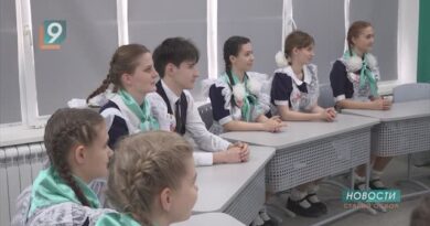 «Диалог с депутатом»: в школах округа проходят встречи с местными народными избранниками