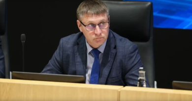 «Формальные отчёты не принимаются»: Александр Шуваев провел первое совещание с правительством региона «Формальные отчёты не принимаются»: Александр Шуваев провел первое совещание с правительством региона