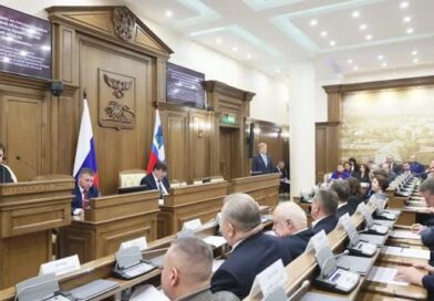 Александр Шуваев представил новый состав областного правительства Александр Шуваев представил новый состав областного правительства